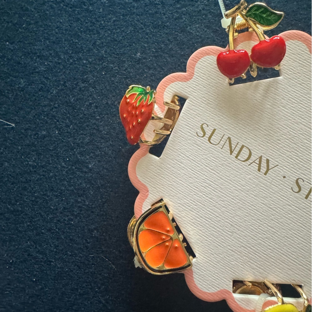 Colorful Fruit Hair Clips Set of 6 🍒 🍍🍋🍉🍊 🍓Pretty and practical too-fun 2 share! - Picture 6 of 7